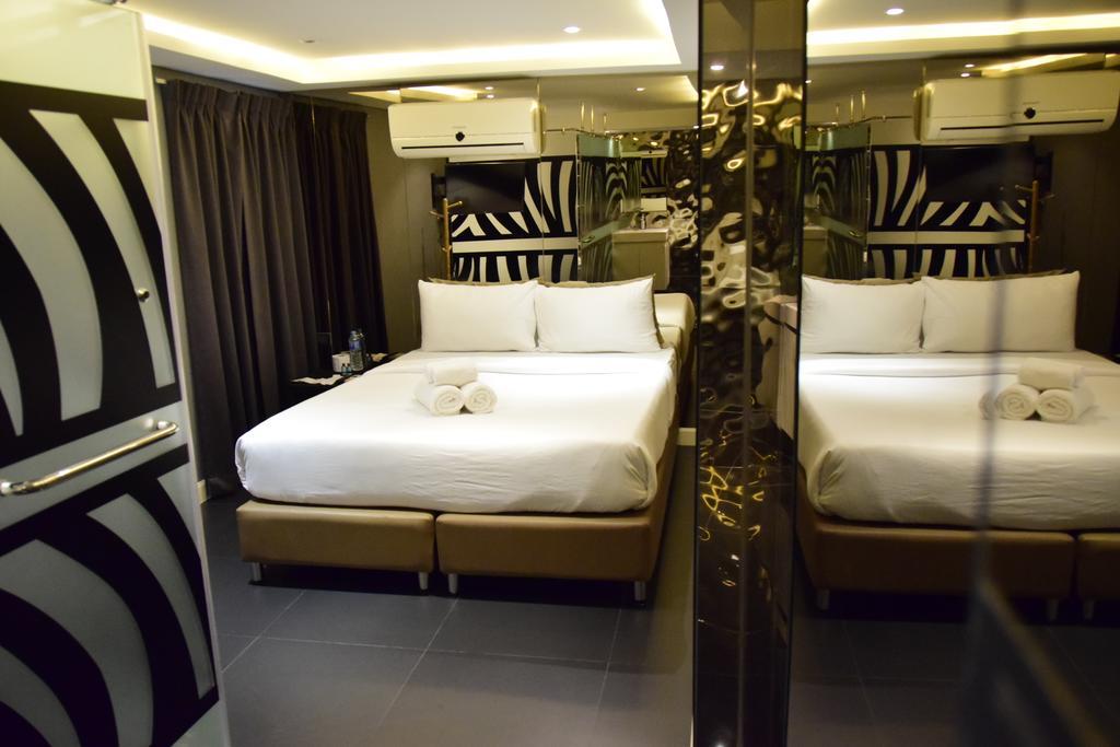 Hostel Double Five Bangkok Zewnętrze zdjęcie