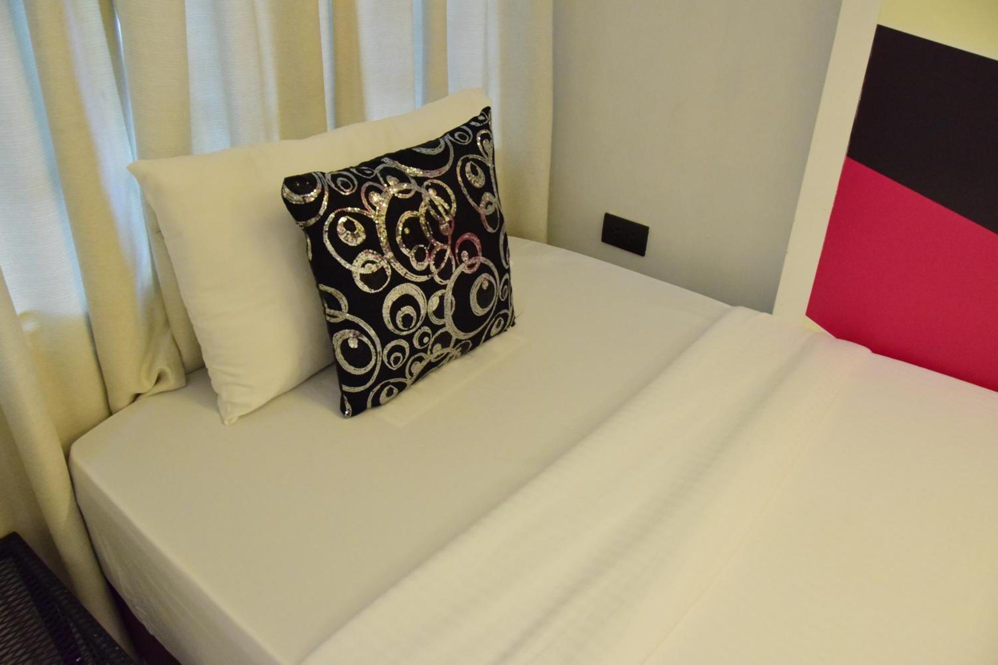 Hostel Double Five Bangkok Zewnętrze zdjęcie